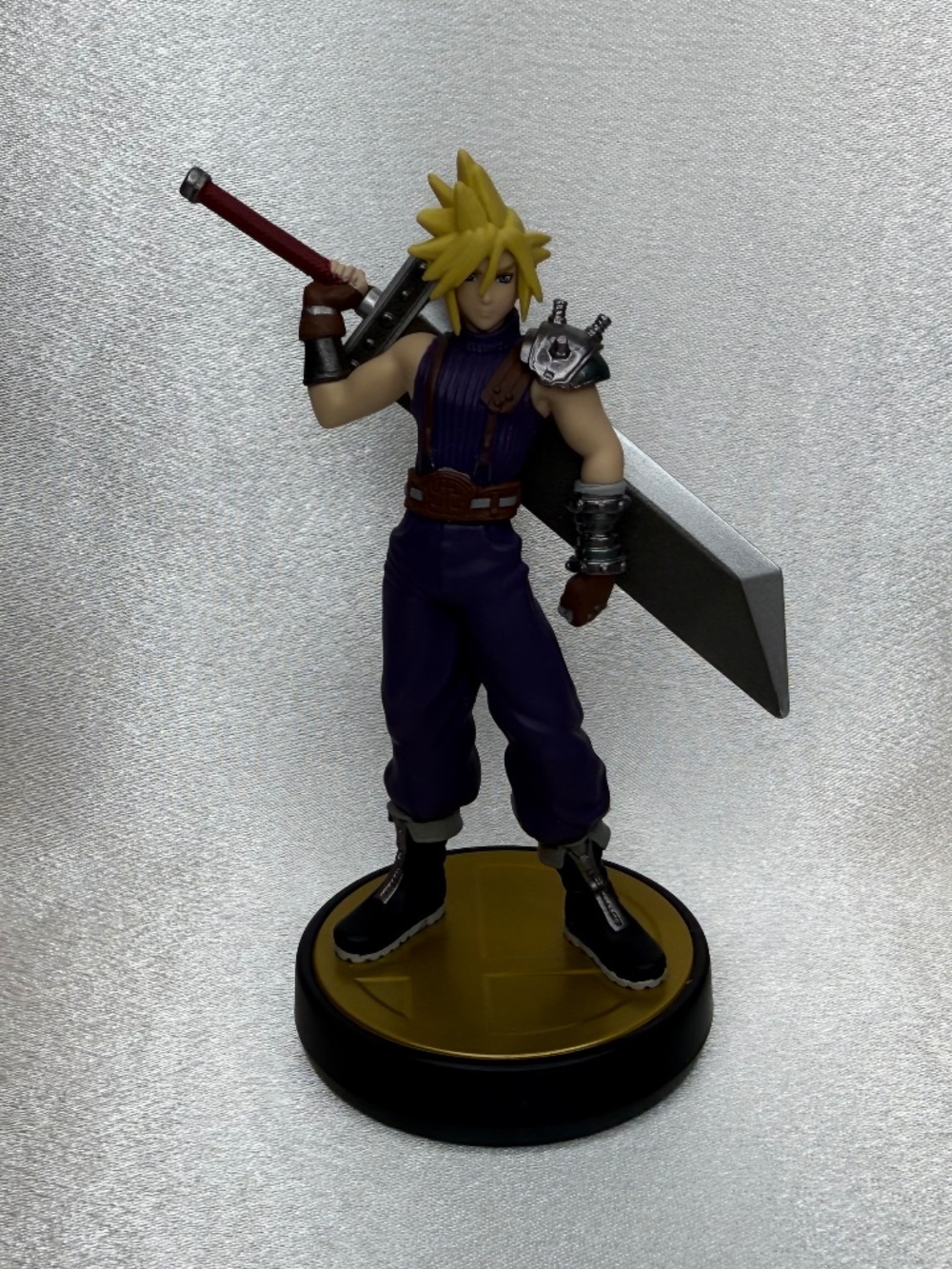 Nintendo Super Smash Bros. Cloud Amiibo